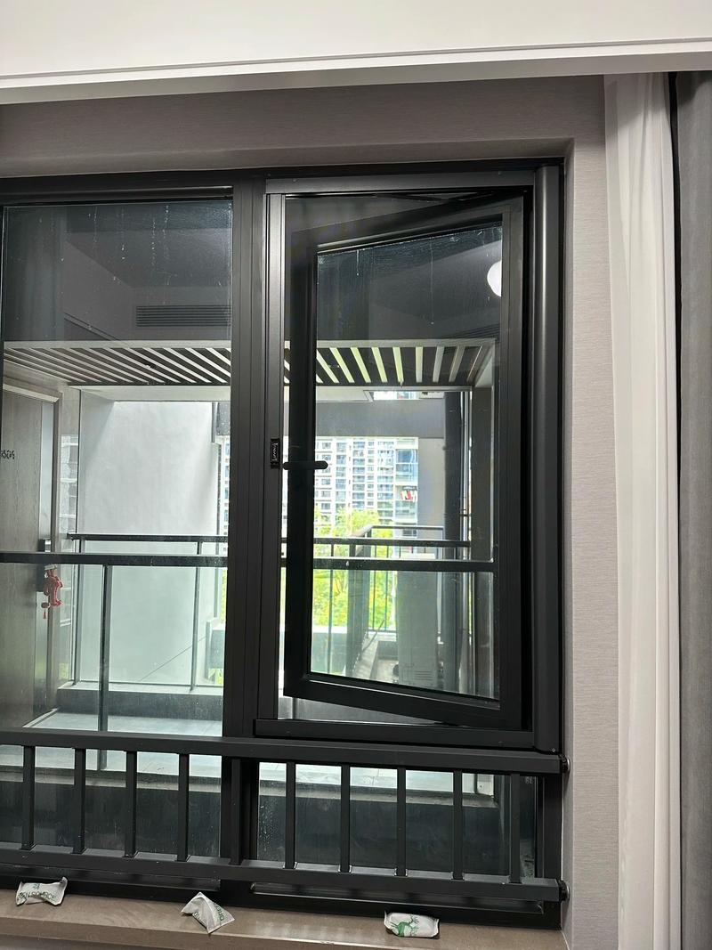 杭州龙湖交控西站杭与城全屋纱窗安装.304隐形卷轴纱窗,可拆