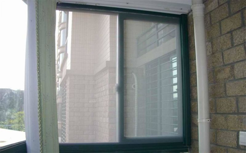 西安全包公司 平开窗隐形纱窗你知道怎样安装吗?